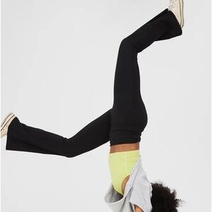 Aerie Offline true Hugger Flare Foldover Hi-Rise Legging, Black - XS